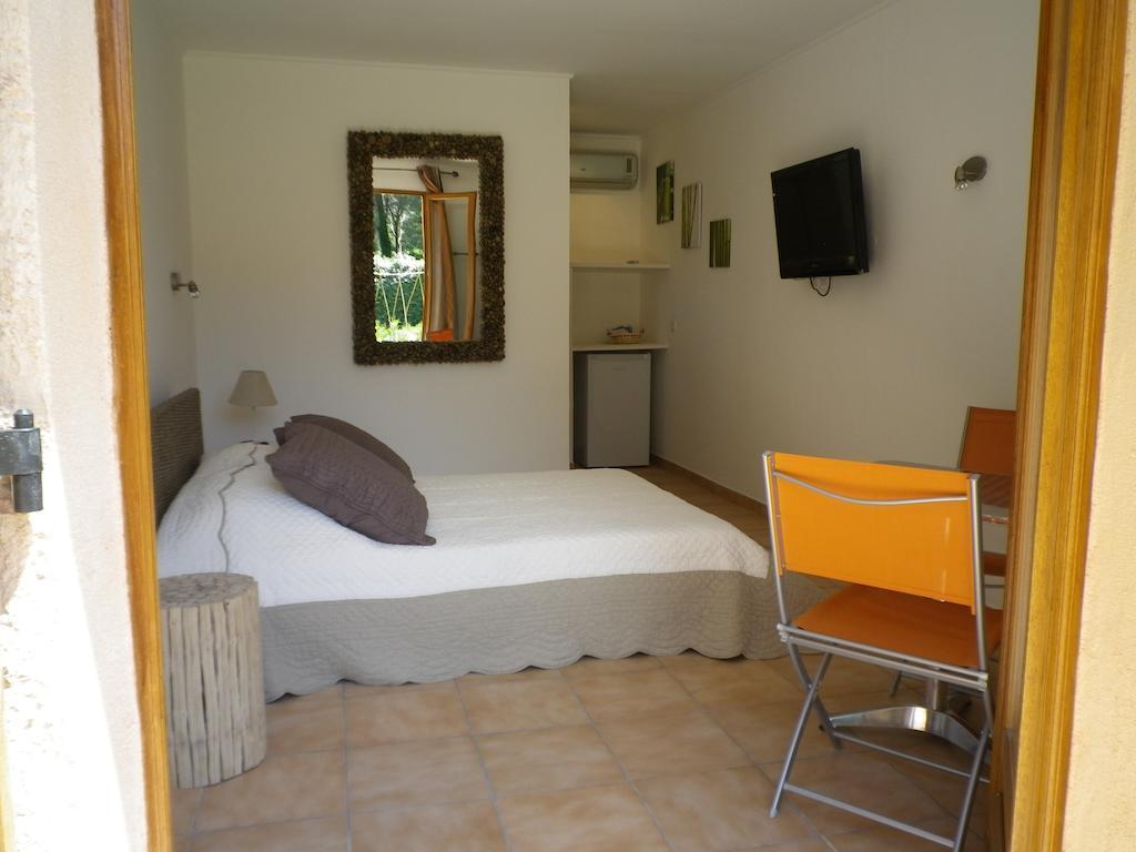 Chambres D'Hotes Villa Alize Grimaud Zimmer foto
