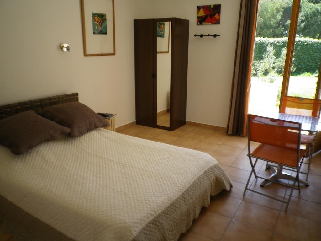 Chambres D'Hotes Villa Alize Grimaud Zimmer foto
